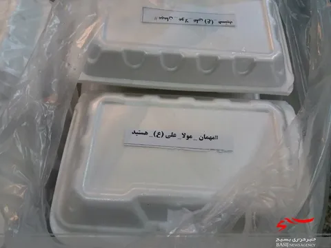 توزیع۱۷۰۰ پرس غذای گرم بین نیازمندان