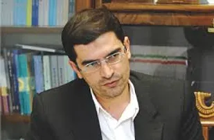 وزیر ارشاد به جای مباح کردن ماهواره کار فرهنگی کند