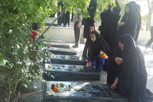همایش پیاده روی به مناسبت گرامیداشت هفته دفاع مقدس در خوانسار