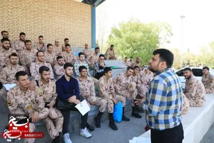 آمادگی سربازان برای شروع مسابقات مهارت&zwnj;آموزی کارکنان وظیفه سپاه در شرق تهران