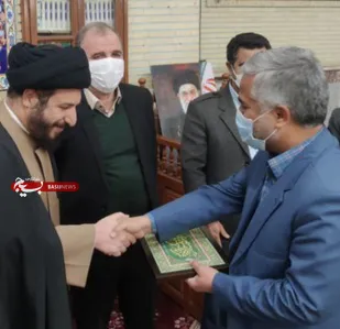 خادمان فاطمی پیشوا تکریم شدند