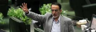 انتقال تجهیزات امنیتی به پاستور با هدف تکرار فتنه 88/جریان فتنه با بهره از تغییرات وزارت کشور اتهام زنی به بسیج وسپاه را کلید زده/ پاستور در اختیار فریدون قرار گرفته است