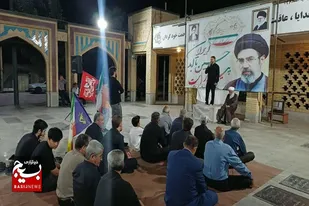 تجدید بیعت شبانه مردم صالح&zwnj;آباد با ولایت در آستان شهدا+تصاویر