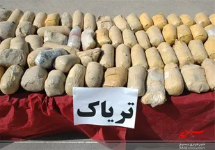 کشف ۲۱۲ کیلو تریاک از خودروی کامیون در خلیل&zwnj;آباد