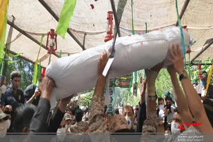 پیکر مطهر شهید &laquo;قنبری&raquo; در زادگاهش آرام گرفت