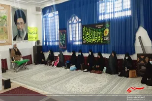 حضرت زهرا (س) با گفتار و عمل آیین همسرداری و شوهرداری را تعلیم می دادند