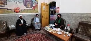 دیدار مسئول نمایندگی ولی فقیه سپاه خمینی شهر با مدیر حوزه های علمیه خمینی شهر