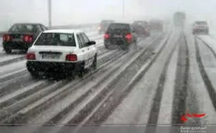 بارش شدید برف در محورهای اصلی لرستان