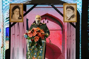 چهار هزار شهید بر سپهر افتخارات استان یزد می درخشند