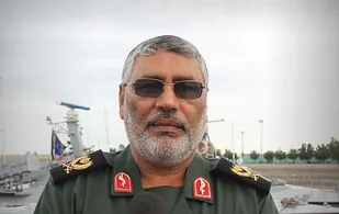 توزیع 5 هزاربسته معیشتی توسط منطقه یکم  نیروی دریایی سپاه