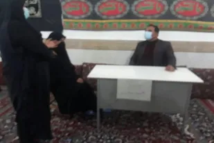برگزاری میز خدمت در پایگاه ام الائمه حوزه رقیه ناحیه زاهدان