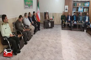 دیدار جمعی از مسئولین و نیروهای نظامی و انتظامی با امام جمعه قهاوند