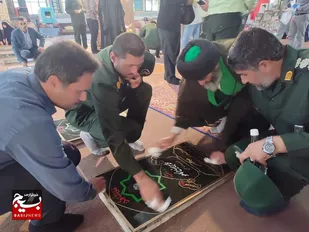 غبارروبی و عطرافشانی گلزار شهدا در درگز