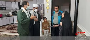 دیدار فرمانده سپاه ناحیه دلفان با خانواده ی شهید عباسعلی شاطری