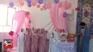 جشن تکلیف دختران بسیجی پایگاه حضرت رقیه(س) روستای آبطویل