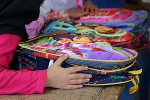 اهدای 126 بسته کمک تحصیلی به دانش آموزان زیر پوشش کمیته امداد