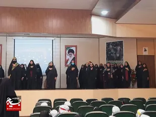 همایش دختران حاج قاسم با حضور دانش آموزان بسیجی در شهرستان ارزوئیه برگزار شد
