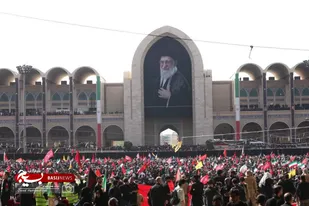 تصاویر اختصاصی از حال و هوای مصلی امام خمینی(ره) تهران در&zwnj; وداع با آقای شهید ایران