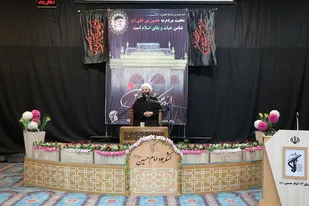 انسانهای واقعی موفق کسانی هستند که در دوران غیبت طوری رفتار میکنند که موقع ظهور به درد امام زمان بخورند.