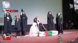 همزمان با گرامیداشت هفته دفاع مقدس یادواره شهدای هنرمند در کاشمر برگزار شد+عکس