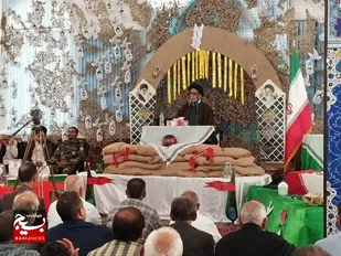 مردم از جان گذشتند و از خاک نگذشتند