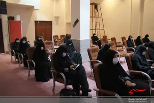 آیین تجلیل از طلاب جهادی در عرصه مبارزه با کرونا