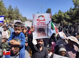 قرائت قطعنامه سراسری روز جهانی قدس سال ۱۴۰۳ در راهپیمایی امروز خراسان جنوبی