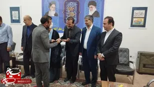 آیین تجلیل از خبرنگاران و فعالان حوزه رسانه در شهرستان نظرآباد برگزار شد+تصاویر