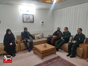 ابراز همدردی و عرض تسلیت مسئولان سپاه انصارالرضا (علیه&zwnj;السلام) با خانواده شهید ناصری