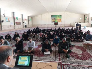 با حضور فرماندهان حوزه و پایگاه مقاومت و اعضای شورای در حسینیه ثارالله سپاه زرند برگزار گردید
