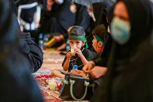 شهادت حضرت علی اصغر در کربلا نهایت مظلومیت امام حسین (ع) را به رخ جهانیان کشید