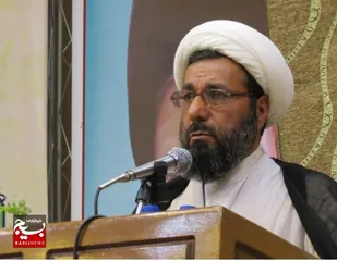 شهید ريیسی شعار های خود را وسط میدان عملیاتی کرد