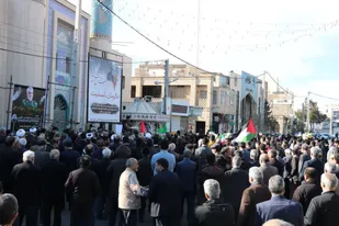 مردم گرمسار عملیات تروریستی در مسیر گلزار شهدای کرمان را محکوم کردند