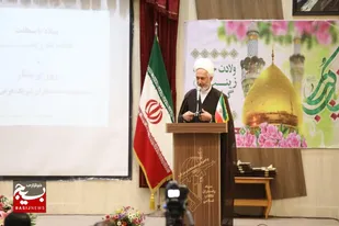 حضرت زینب (س) بزرگ پرستار جهان اسلام است