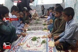 برپایی ضیافت افطاری در زاهدان