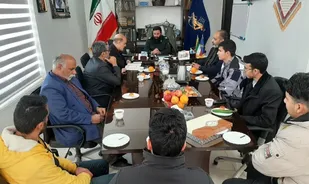 نشست صمیمانه فرمانده سپاه با مادحین شهرستان پیشوا