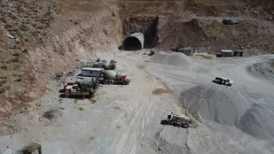 ۱۰۰۰ متر از تونل دوم آزادی ایلام حفاری شد