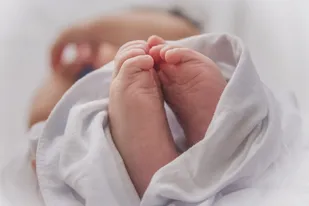 علائم هشدار دهنده فلج مغزی در کودکان؛ اختلالات حرکتی را جدی بگیرید