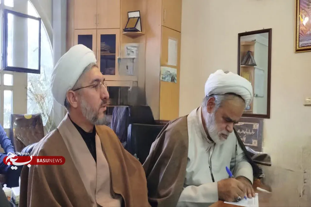 تلاوت قرآن، تکریم سادات و انفاق در راه خدا تجلی پیروی از سیره حضرت فاطمه(س)