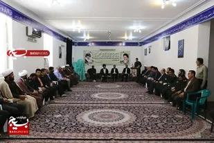 مسئولین دفاتر نمایندگی، ولی فقیه و مدیران عقیدتی سیاسی رده&zwnj;های سپاه در لارستان با امام جمعه شهرستان دیدار کردند