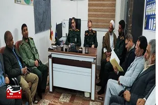 نشست روشنگری و جهاد تبیین با حضور فرمانده سپاه هامون؛ تأکید بر نقش بسیج در مقابله با جنگ ترکیبی دشمن