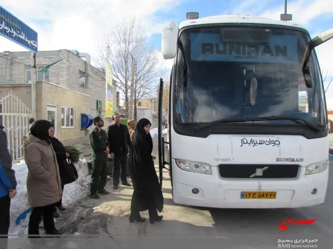 اعزام چهل نفر از دانشجویان بسیجی دانشگاه پیام نور شهرستان شازند به مشهد مقدس به همت بسیج دانشجویی دانشگاه به مدت ۵ روز