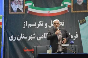 شهید سلیمانی می گفت  نمک در چشمانم می ریزم تا خوابم نبرد که ناموس مردم در آرامش   باشد