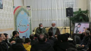 یادواره خانگی شهدا در منزل شهید &laquo;غیاث علی نجفی راد&raquo; در زنجان برگزار شد