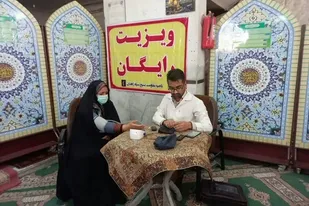 ایستگاه سلامت با انجام ویزیت رایگان توسط بسیجیان حوزه نرجس خاتون(س) پایگاه ام کلثوم برگزار شد