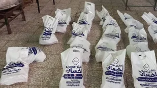 عزم مومنانه جوانان رودباربستک برای احسان به نیازمندان/توزیع گوشت مرغ بین نیازمندان