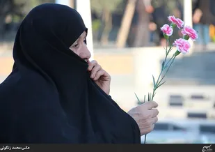 عطر افشانی مزارشهداء گرگان و جای خالی مسئولین