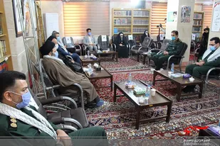 ديدار مسئولان بسيج دانش آموزي با نماينده ولي فقيه در استان سمنان