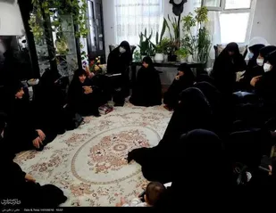 با حضور بسیجیان ناحیه پردیسان استان قم
بیش از ۱۰۰جلسه سلسله سخنرانی های تخصصی&laquo;جهاد تبیین&raquo; برگزار می شود