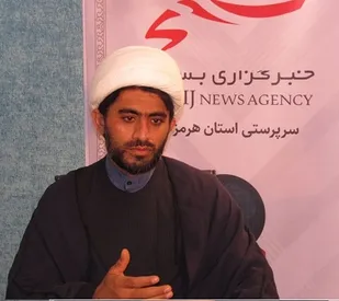 عاشورا دانشسرای مکتب اولاد آدم است
